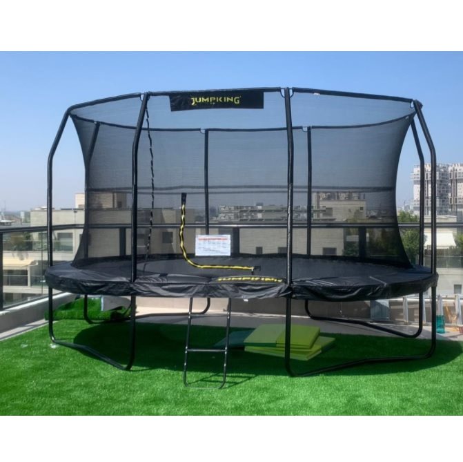 טרמפולינה אובלית לחצר 680110 בגודל 2.7/4.0 מטר עם רשת פנימית JUMPKING